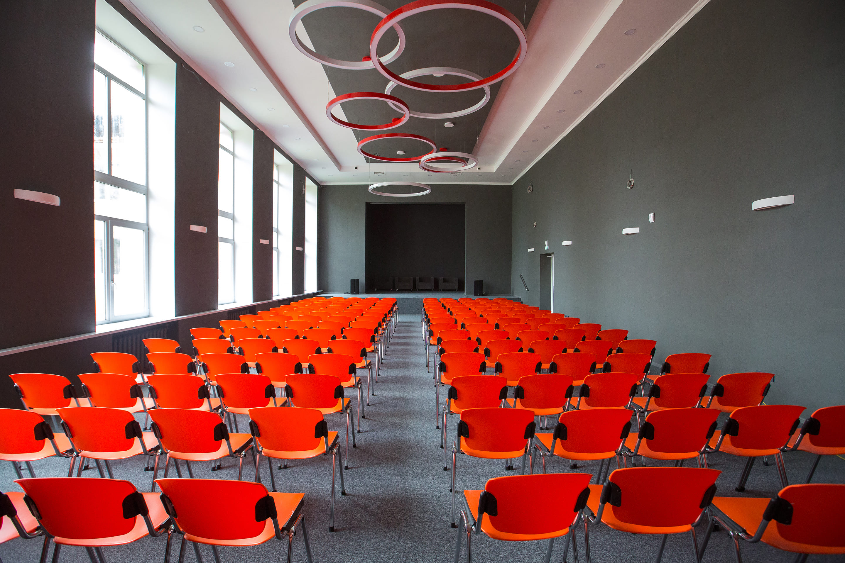 جامعة الأبحاث الوطنية "المدرسة العليا للاقتصاد"