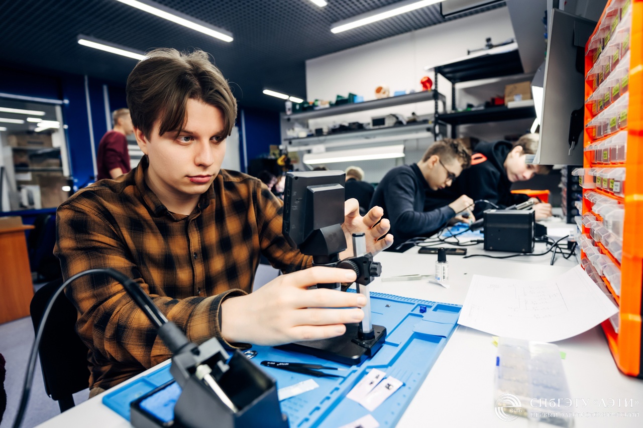 Université d'État d'électrotechnique de Saint-Pétersbourg «LETI» nommé d'après V.I. Oulianov (Lénine)