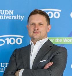 बाज ओलेग अलेक्जेंड्रोविच